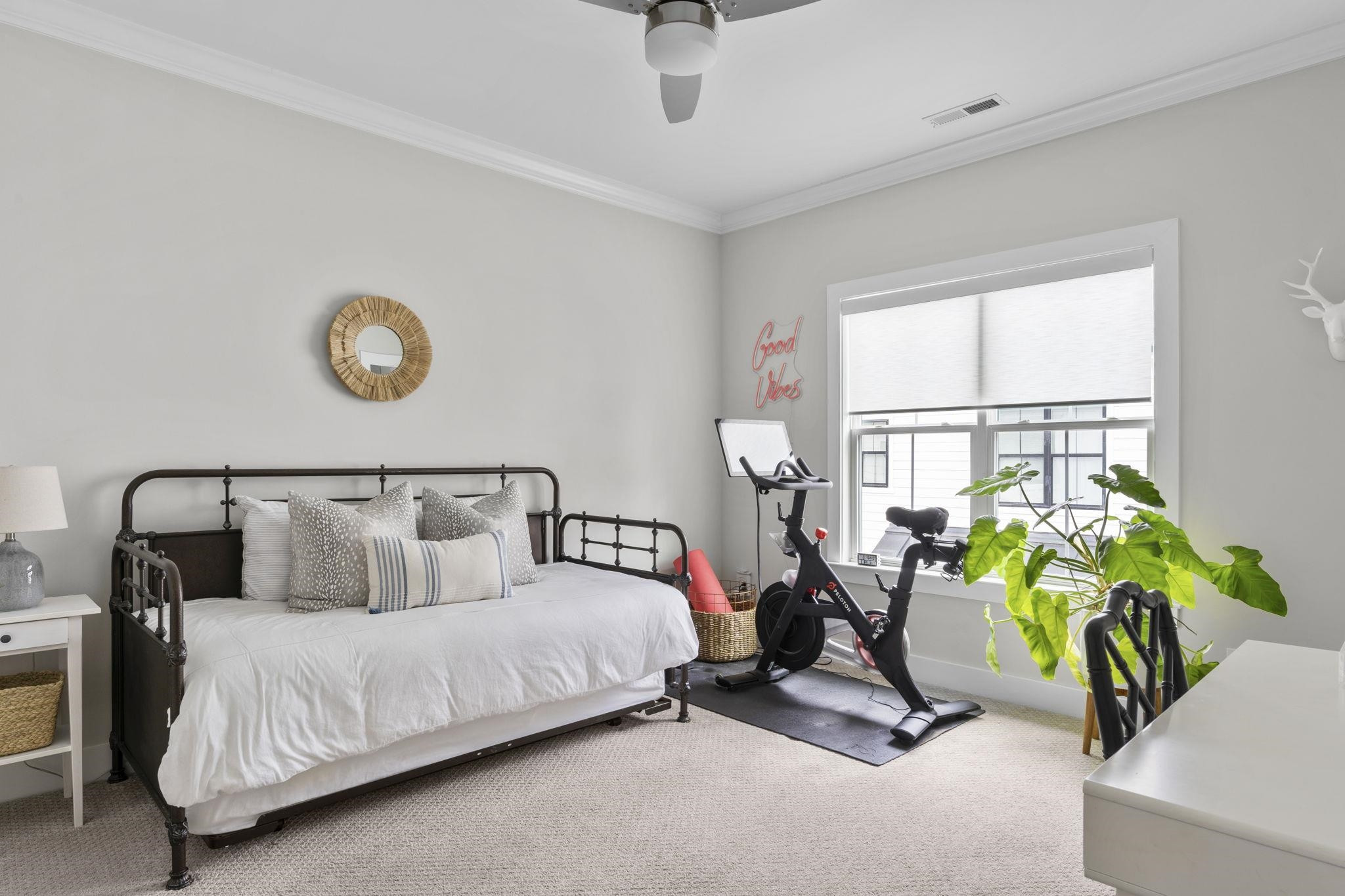 1610 Draper View Loop, Unit 104 Raleigh, NC 27608 - Photo 28 of 41 Photo 29