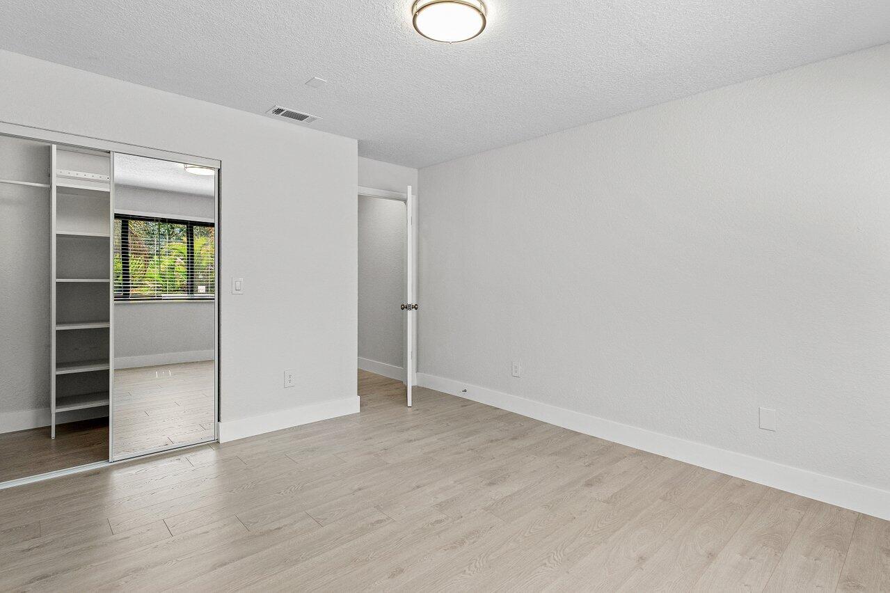 755 St Albans Drive Boca Raton, FL 33486 - Photo 7 of 40 030-755SaintAlbansDrive-BocaRaton-FL-334