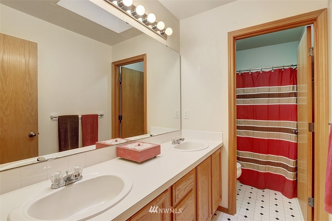653 Pasco Place Northeast Renton, WA 98059 - Photo 22 of 26