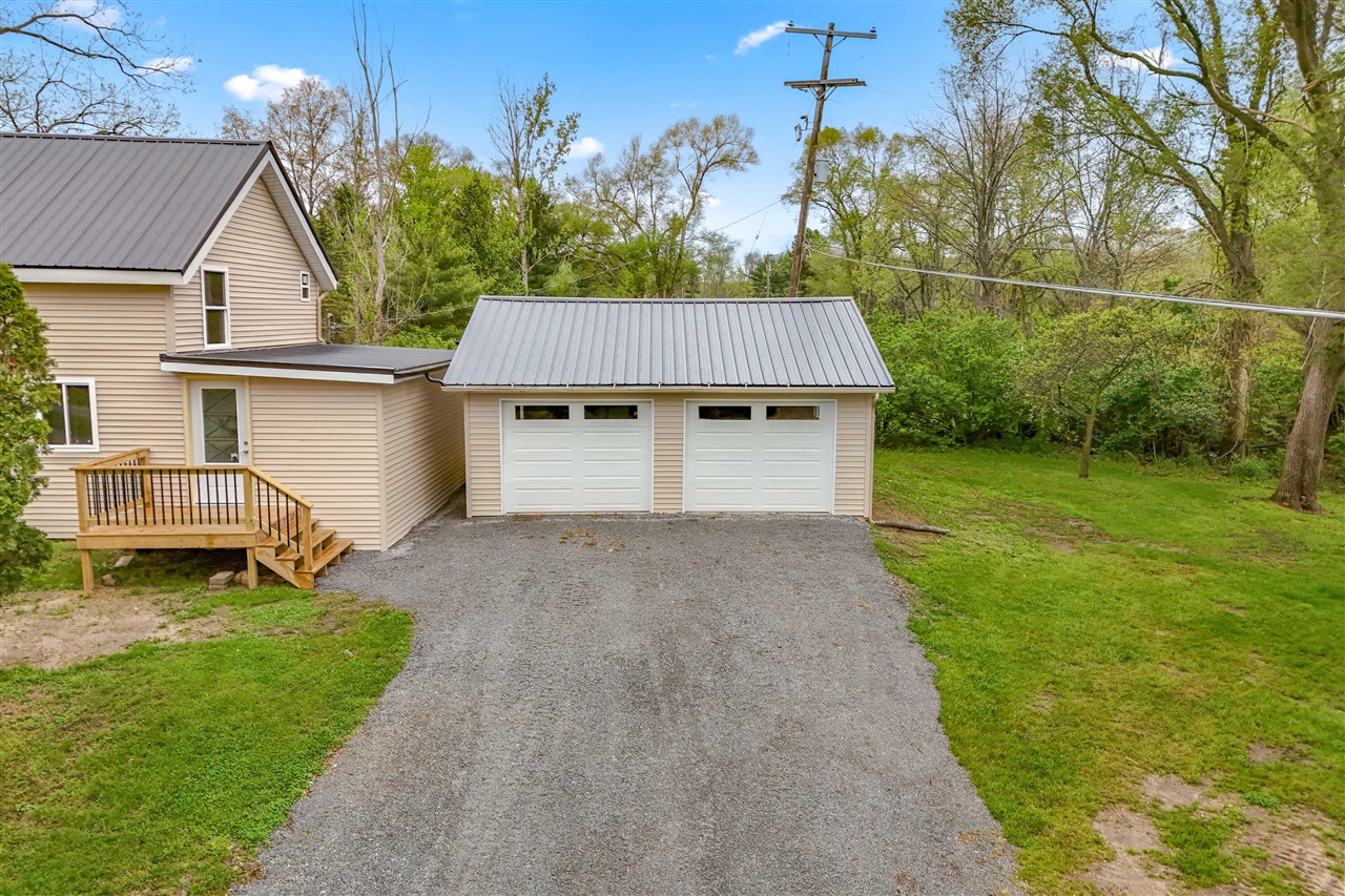 68505 Sweet Lake Road Sturgis, MI 49091 - Photo 4 of 66