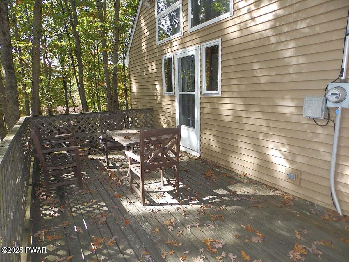 207 Ridge Drive Milford, PA 18337 - Photo 32 of 32 Deck