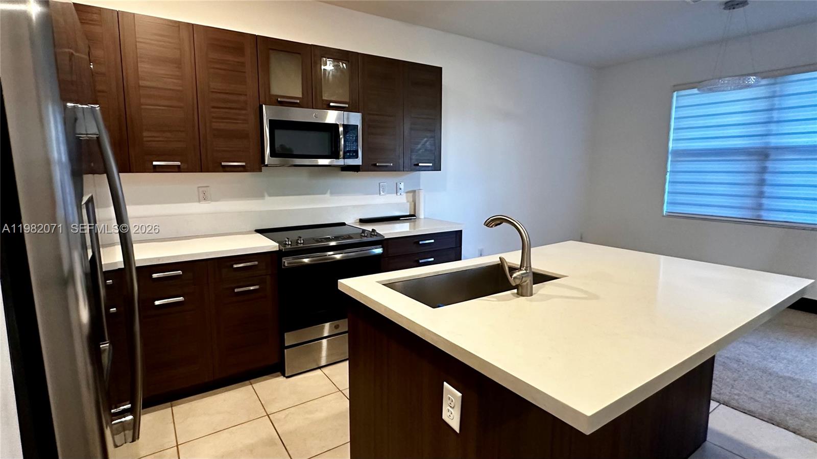 9155 Northwest 161st Street Miami Lakes, FL 33018 - Photo 12 of 47