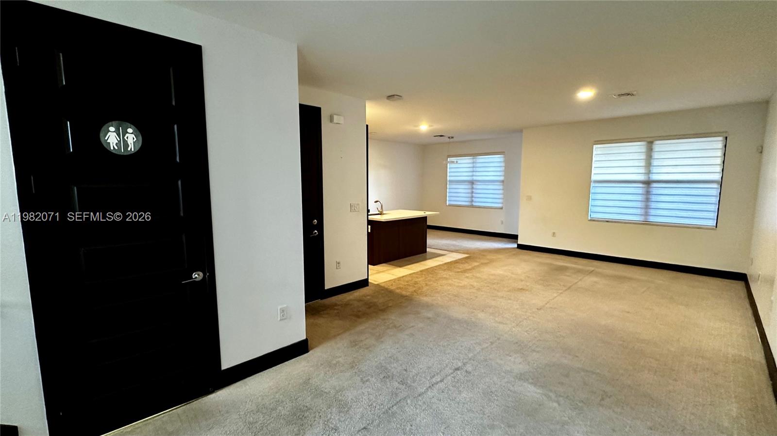 9155 Northwest 161st Street Miami Lakes, FL 33018 - Photo 6 of 47
