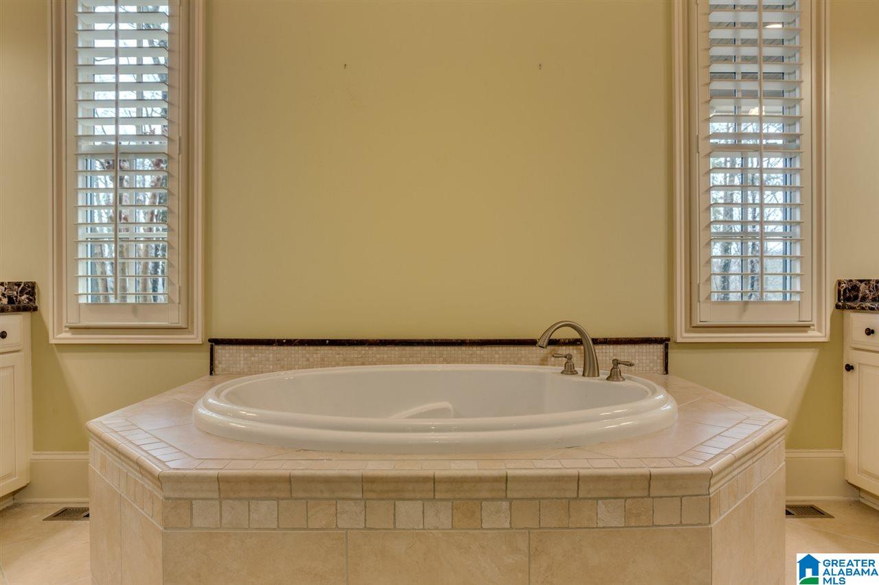 614 Shoal Ridge Drive Leeds, AL 35094 - Photo 23 of 48