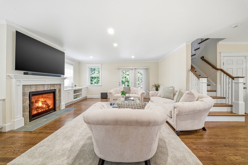 35 Marshall Road Wellesley, MA 02482 - Photo 2 of 42