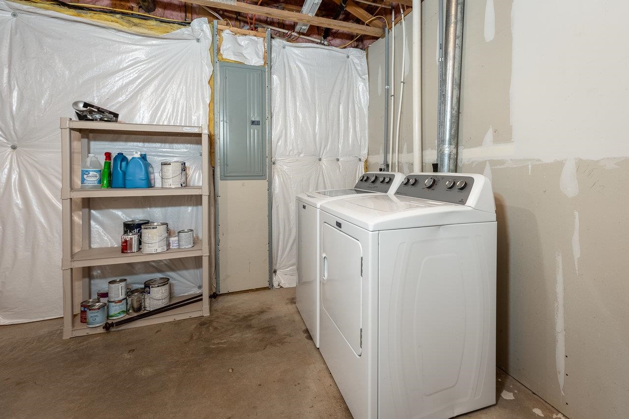 1398 Verdant Spring Lane Harrisonburg, VA 22801 - Photo 41 of 43 a utility room with dryer and washer