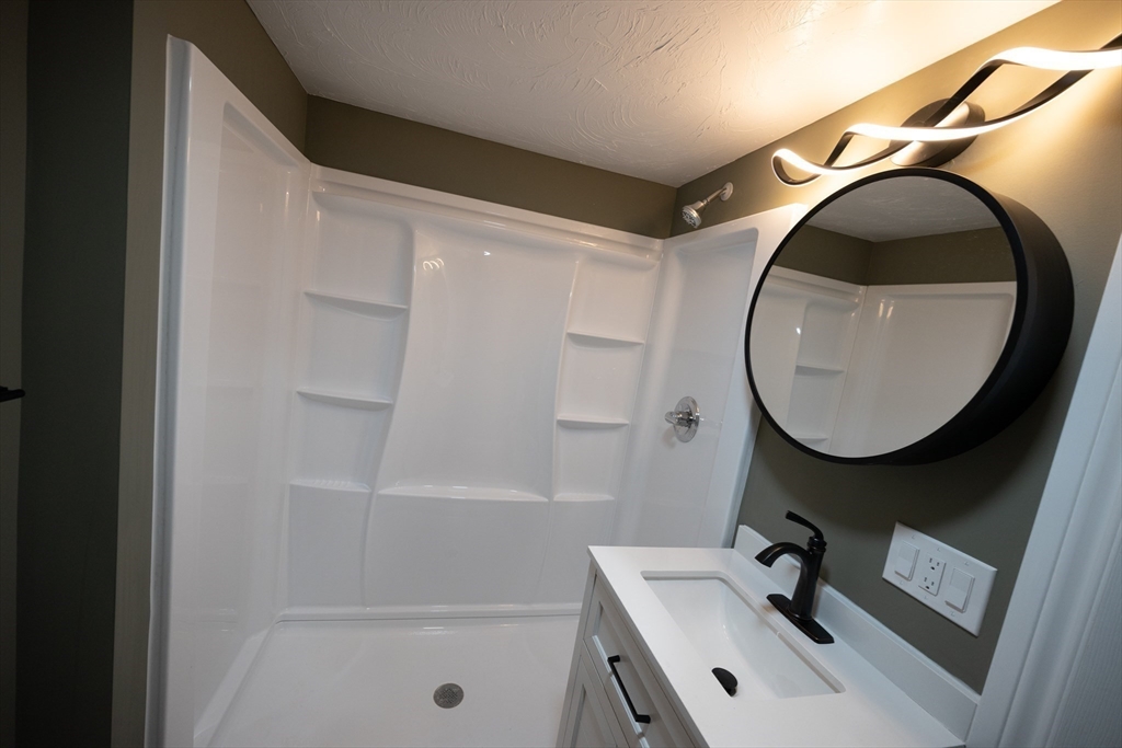 217 Spring Street Athol, MA 01331 - Photo 22 of 35