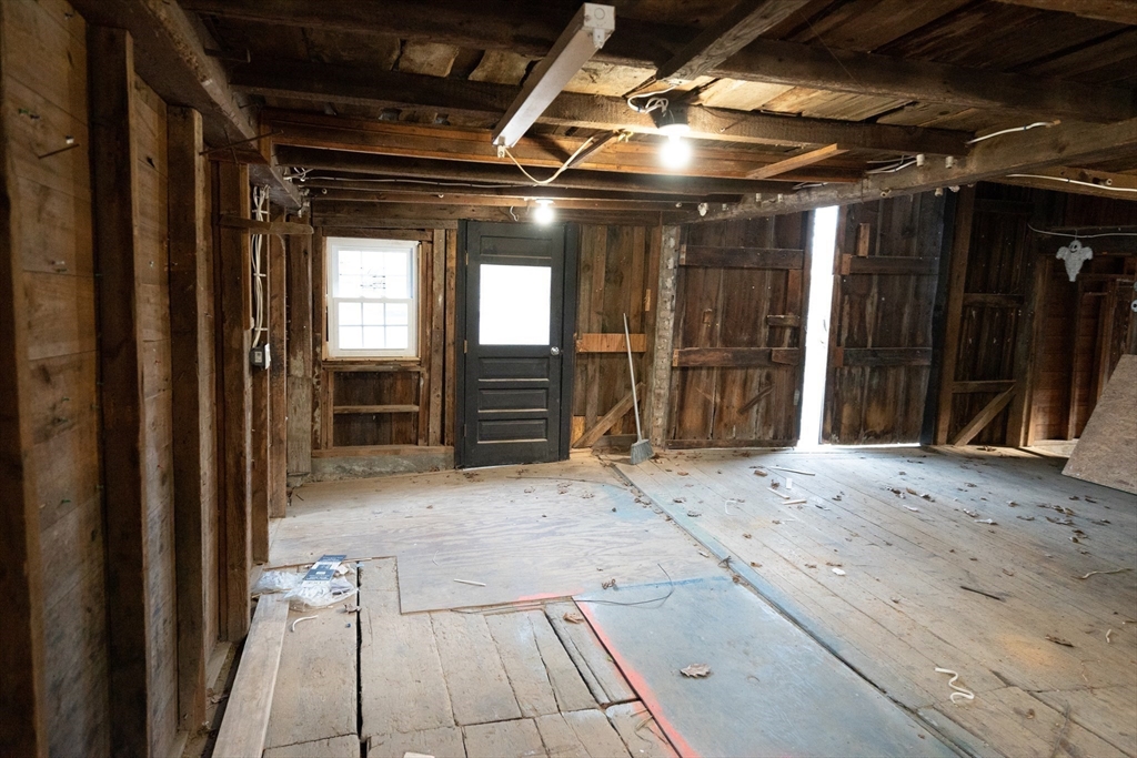 217 Spring Street Athol, MA 01331 - Photo 25 of 35