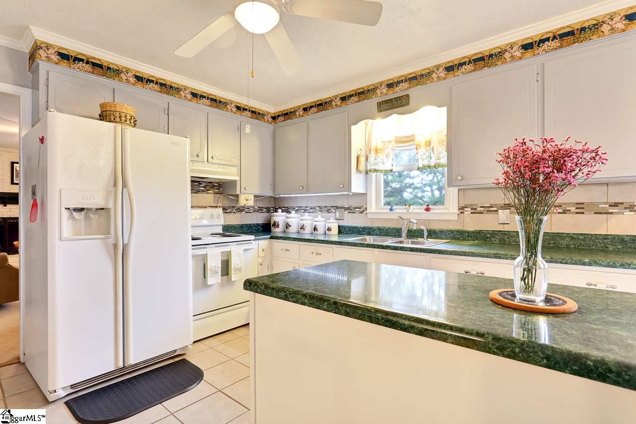 1600 Durham Road Piedmont, SC 29673 - Photo 13 of 36