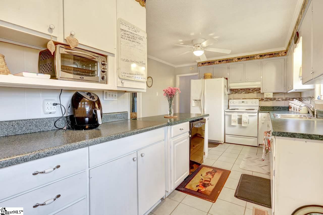 1600 Durham Road Piedmont, SC 29673 - Photo 15 of 36