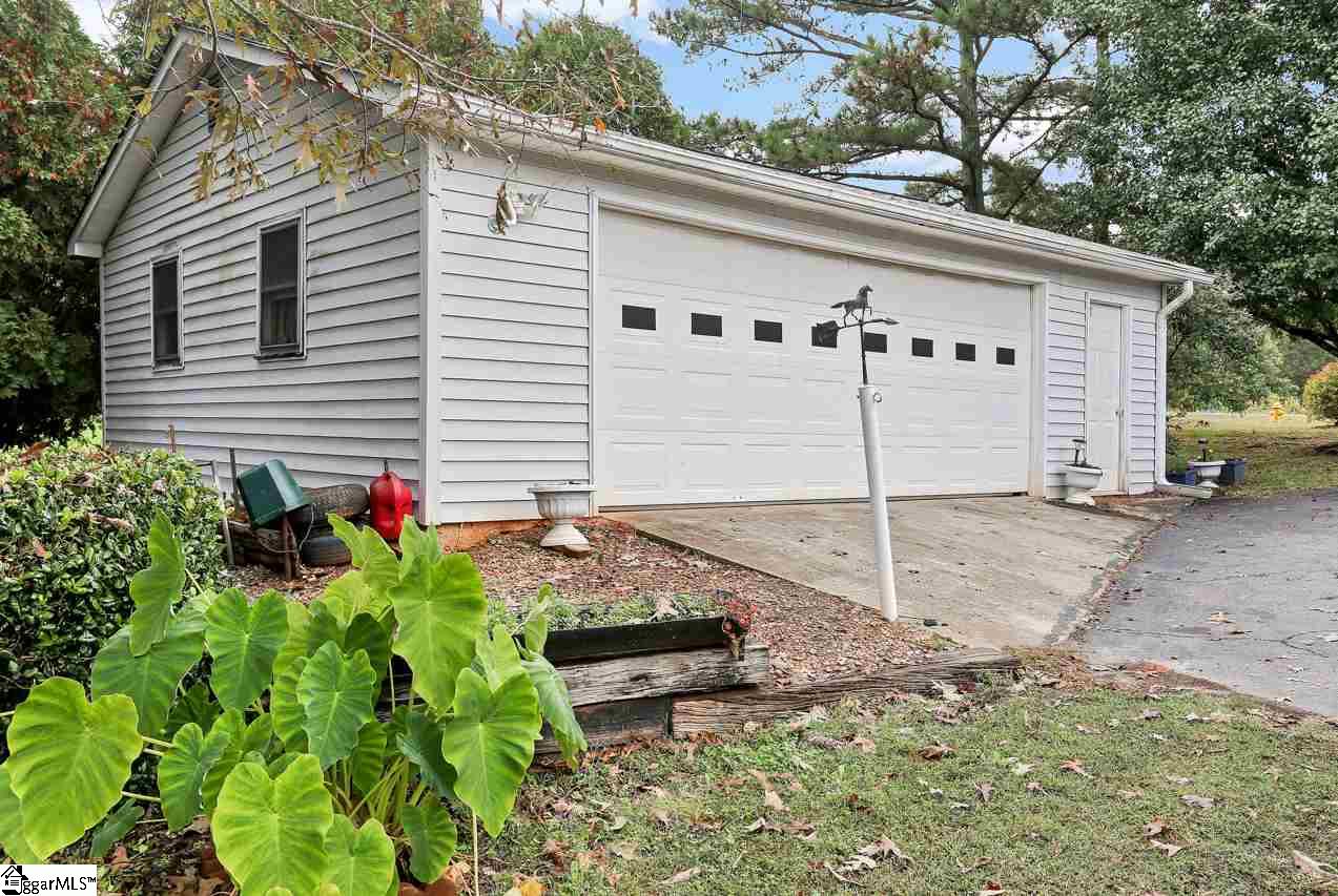 1600 Durham Road Piedmont, SC 29673 - Photo 32 of 36