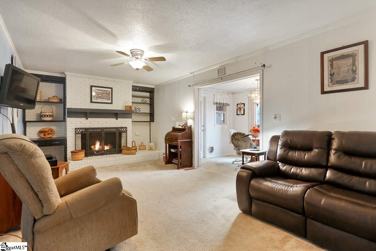 1600 Durham Road Piedmont, SC 29673 - Photo 5 of 36
