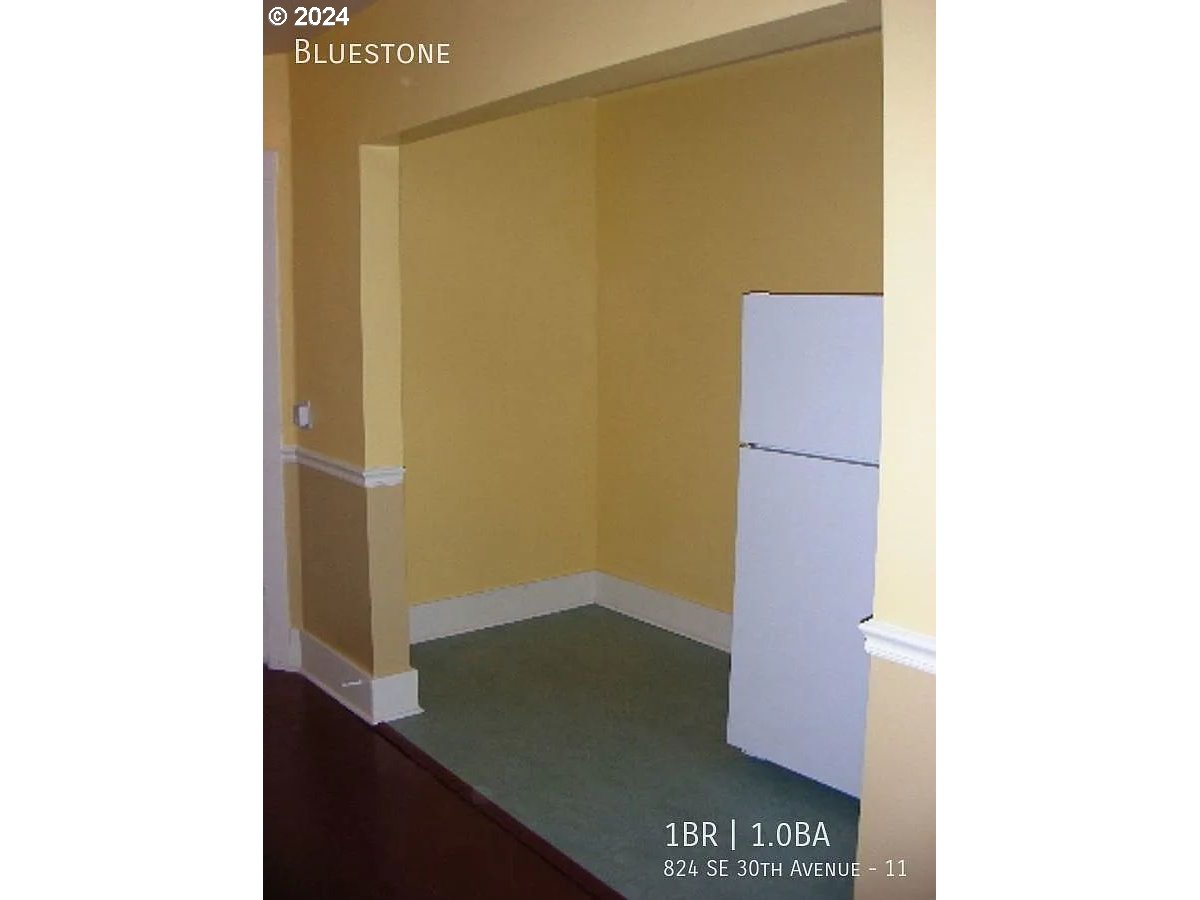 824 Southeast 30th Avenue Portland, OR 97214 - Photo 30 of 48