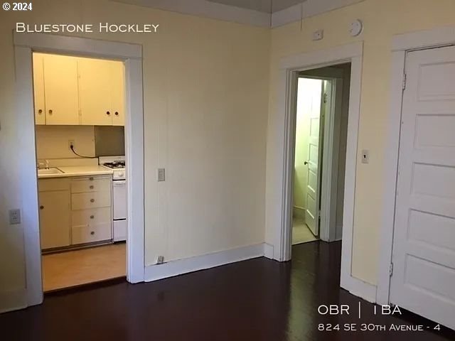 824 Southeast 30th Avenue Portland, OR 97214 - Photo 46 of 48