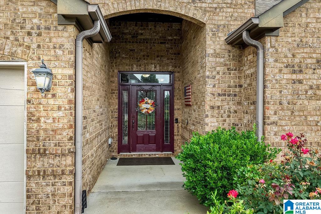 612 Round Road Alabaster, AL 35114 - Photo 2 of 36