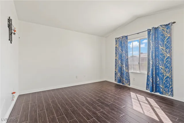 $540,000 | 6384 Cornstalk Circle, Las Vegas, NV 89142