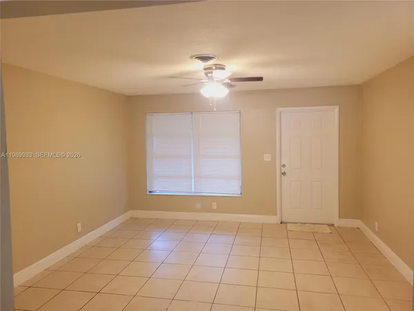 $2,000 | 2504 Northwest 9th Lane, Unit 2, Wilton Manors, FL 33311