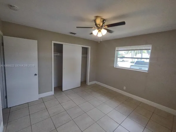 $2,000 | 2504 Northwest 9th Lane, Unit 2, Wilton Manors, FL 33311