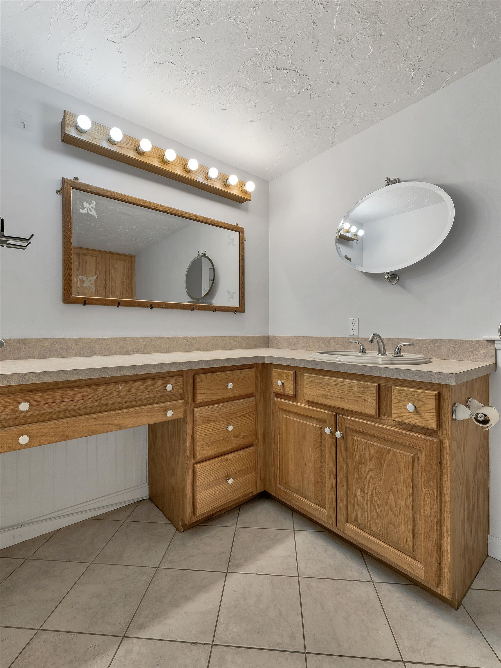 132 Dustin Tavern Road Weare, NH 03281 - Photo 21 of 51 Gallery Image 21