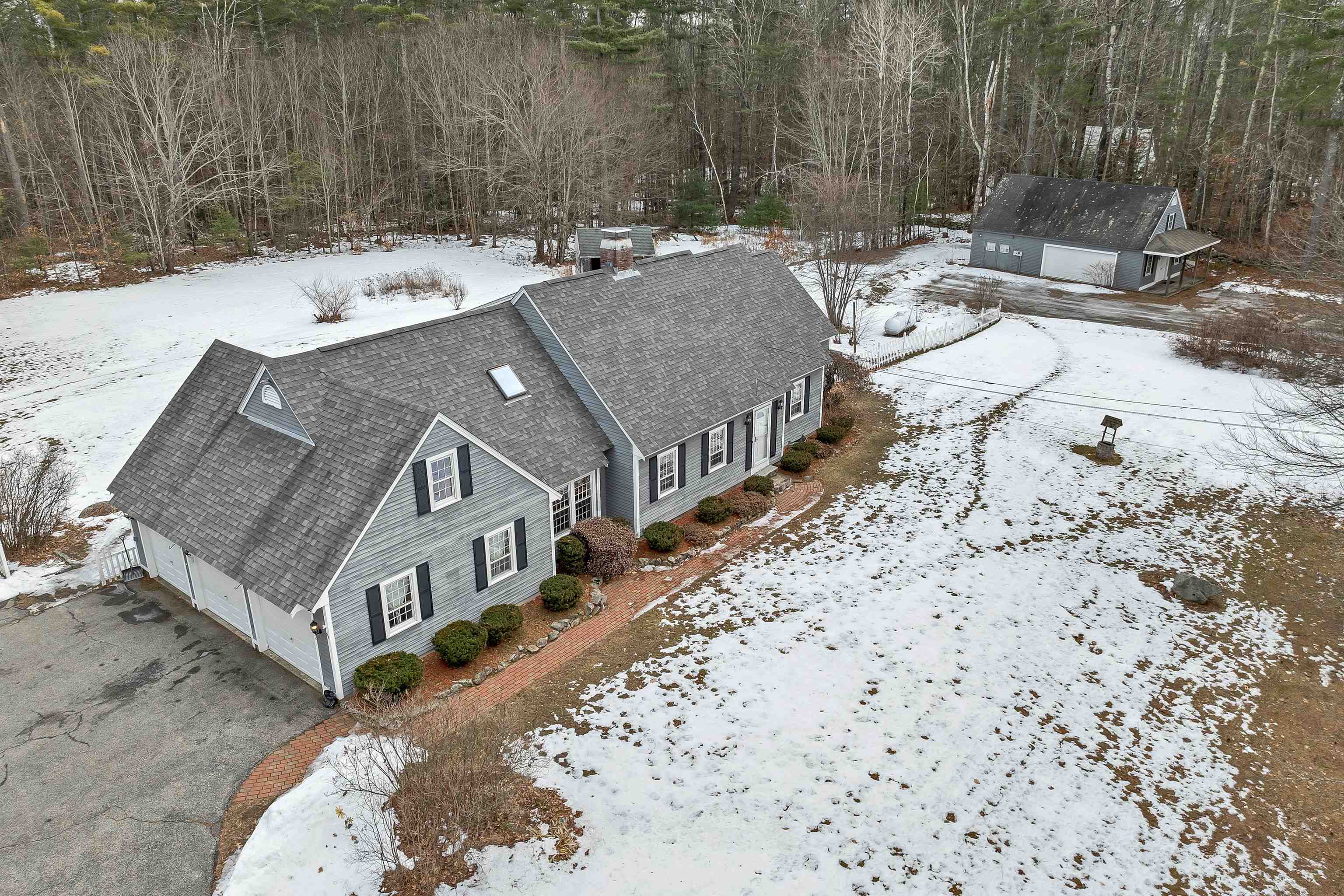 132 Dustin Tavern Road Weare, NH 03281 - Photo 3 of 51 Gallery Image 3