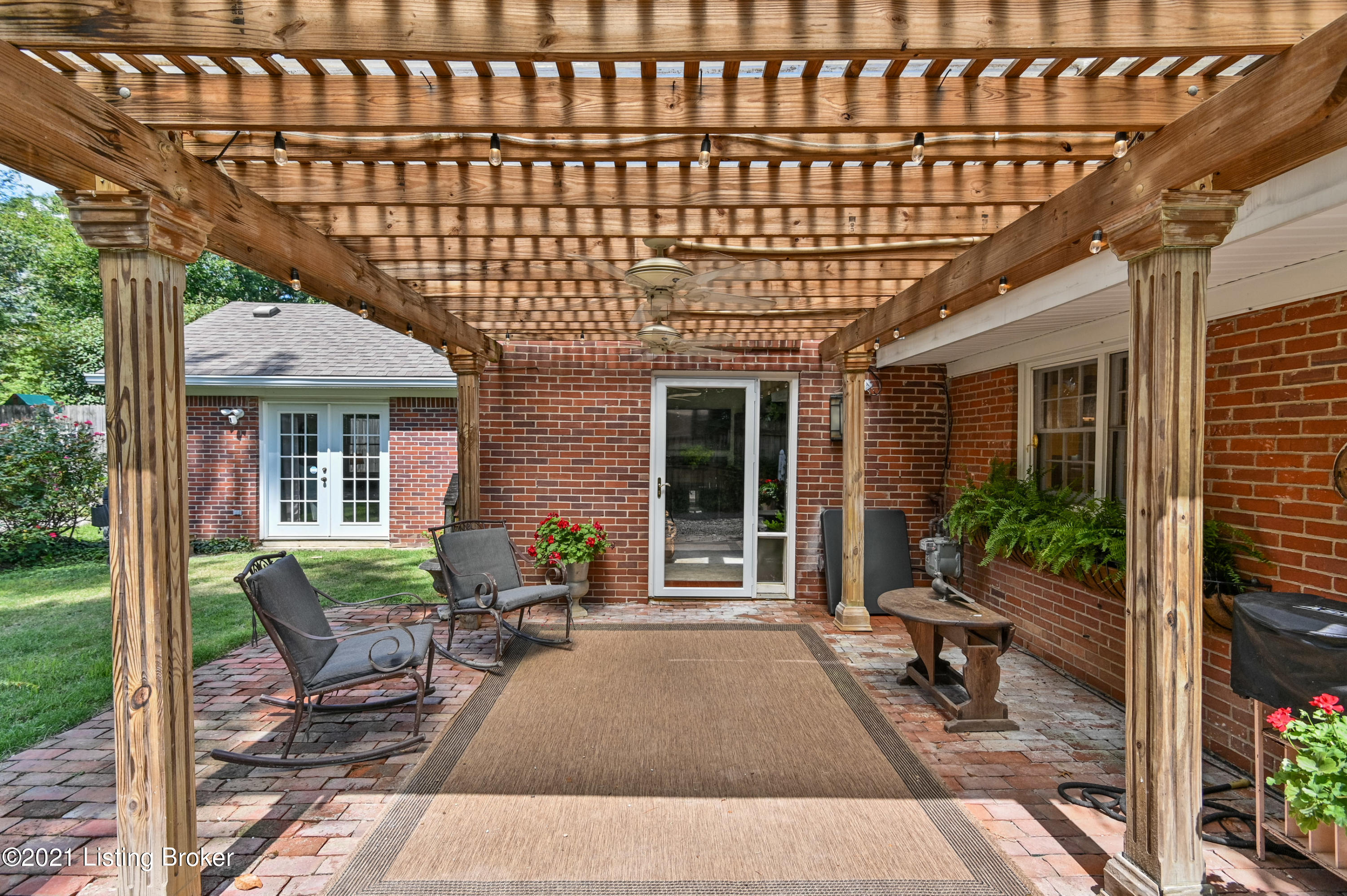 640 Upland Road Louisville, KY 40206 - Photo 37 of 37 140 - 20210820 5519