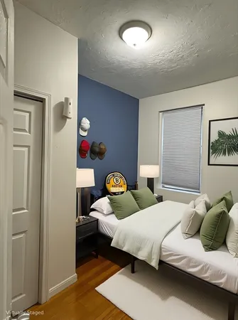 $3,000 | 139 London Street, Unit 3, Boston, MA 02128