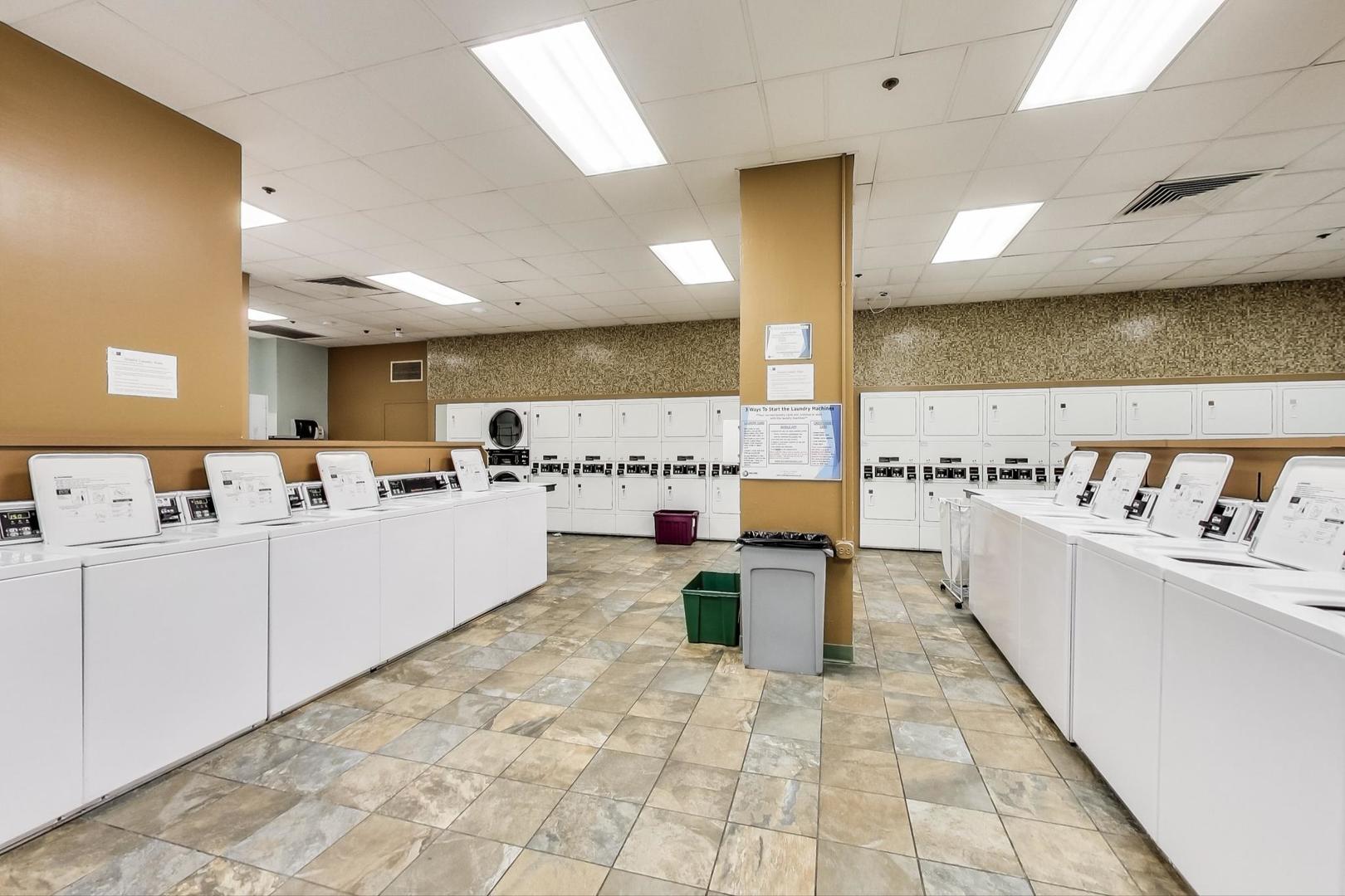 211 East Ohio Street, Unit 2817 Chicago, IL 60611 - Photo 20 of 36