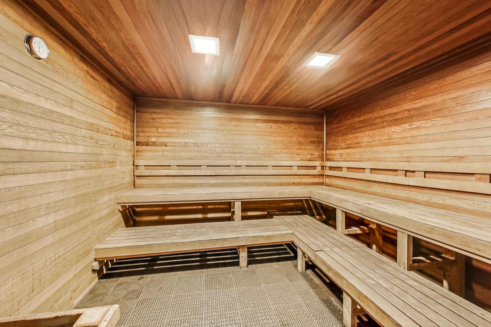 211 East Ohio Street, Unit 2817 Chicago, IL 60611 - Photo 34 of 36