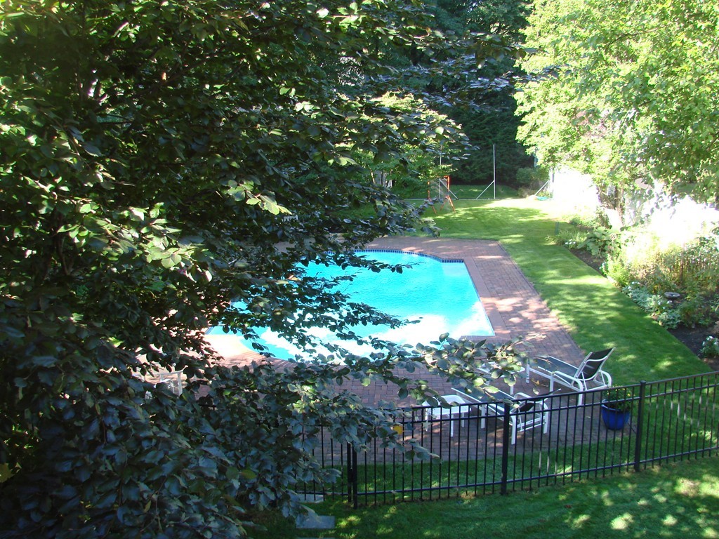 5 Inverness Road Wellesley, MA 02481 - Photo 14 of 14 Gallery Image 14
