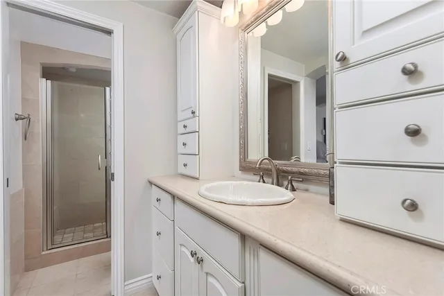 $6,500 | 319 Longden Lane, Solana Beach, CA 92075