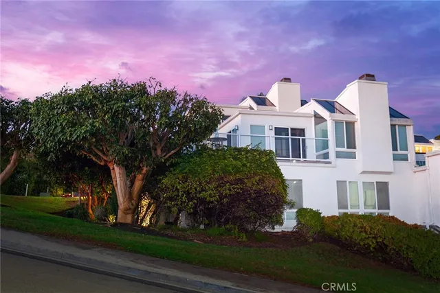 $6,500 | 319 Longden Lane, Solana Beach, CA 92075