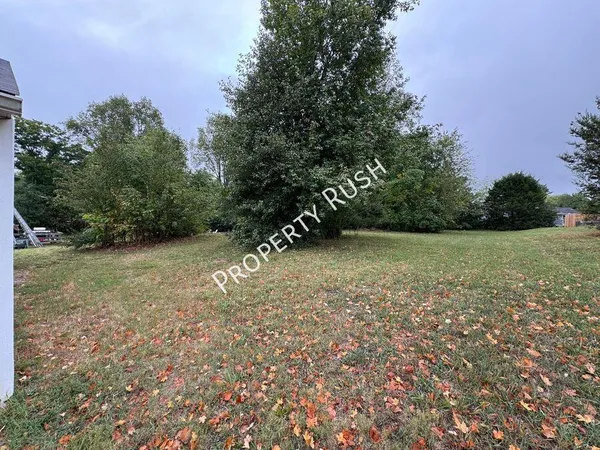 $1,695 | 6618 Shallowford Road, Chattanooga, TN 37421