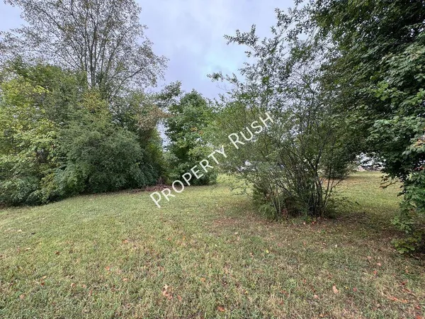 $1,695 | 6618 Shallowford Road, Chattanooga, TN 37421