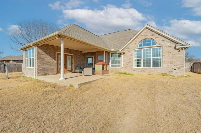 $425,000 | 1114 Elk Ridge Drive, Stephenville, TX 76401