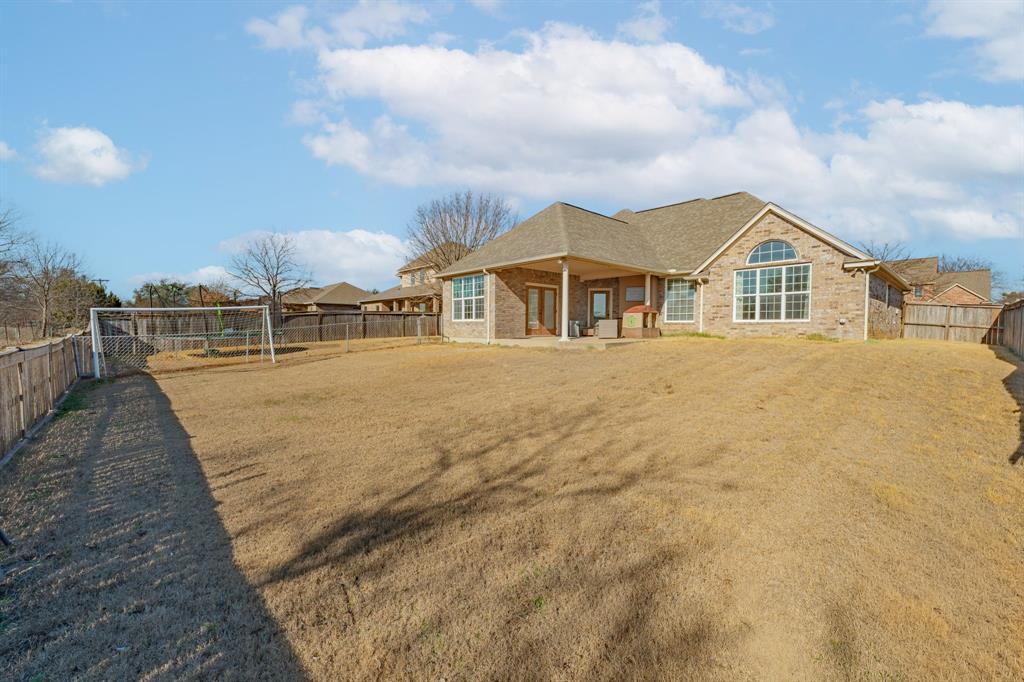 1114 Elk Ridge Drive Stephenville, TX 76401 - Photo 29 of 32 a view of residential houses with city view