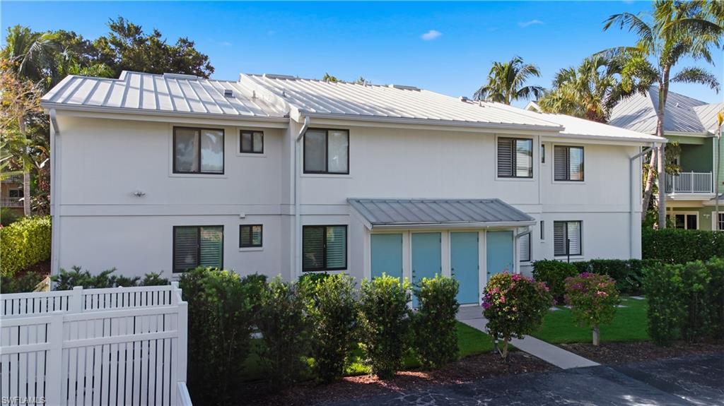 341 3rd Avenue South, Unit 341 Naples, FL 34102 - Photo 24 of 25 Back of structure