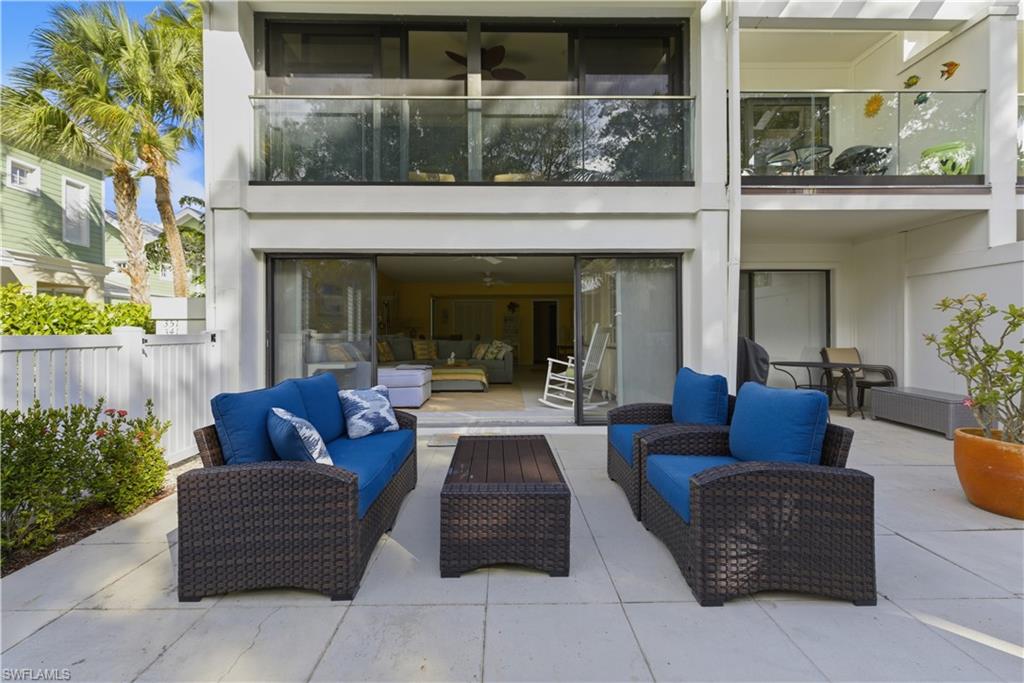 341 3rd Avenue South, Unit 341 Naples, FL 34102 - Photo 3 of 25