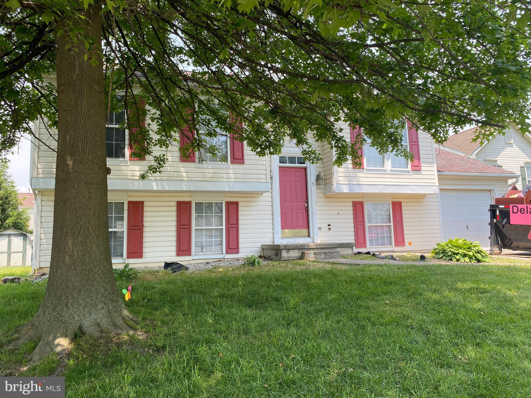 5 East Weatherly Road New Castle, DE 19720 - Photo 1 of 3 Gallery Image 1