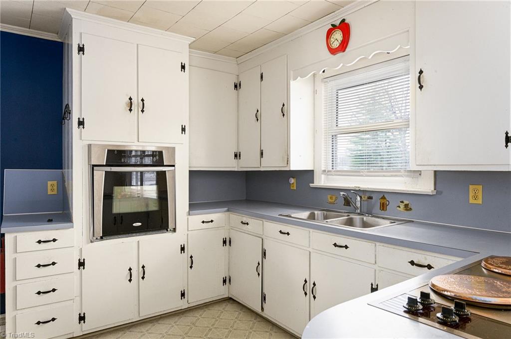 511 Calvin Sowers Road Lexington, NC 27295 - Photo 7 of 18 Gallery Image 7