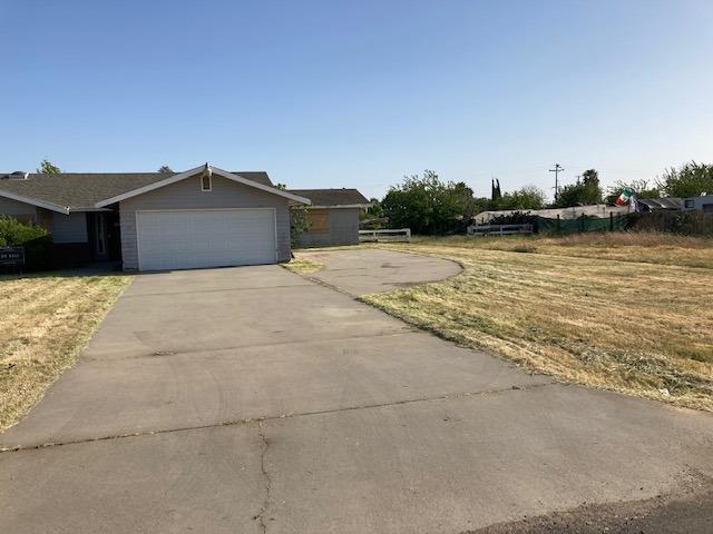 24456 Gardena Drive Madera, CA 93638 - Photo 5 of 34