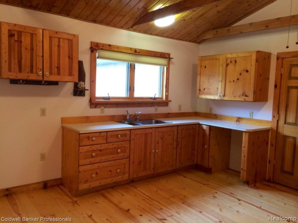 5300 Calkins Road Flint, MI 48532 - Photo 30 of 47
