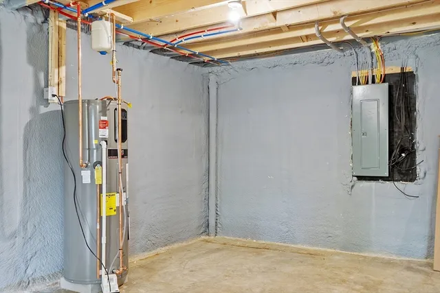 a view of walk in closet