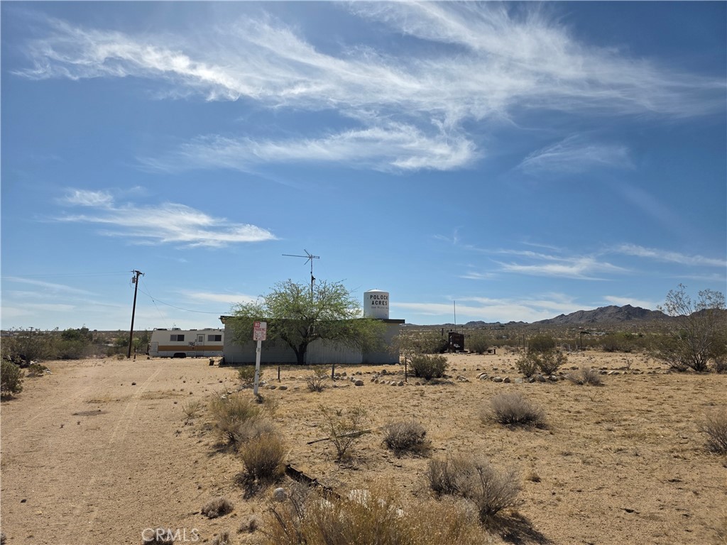 5457 Larrea Road Landers, CA 92285 - Photo 18 of 25 a view of a sky
