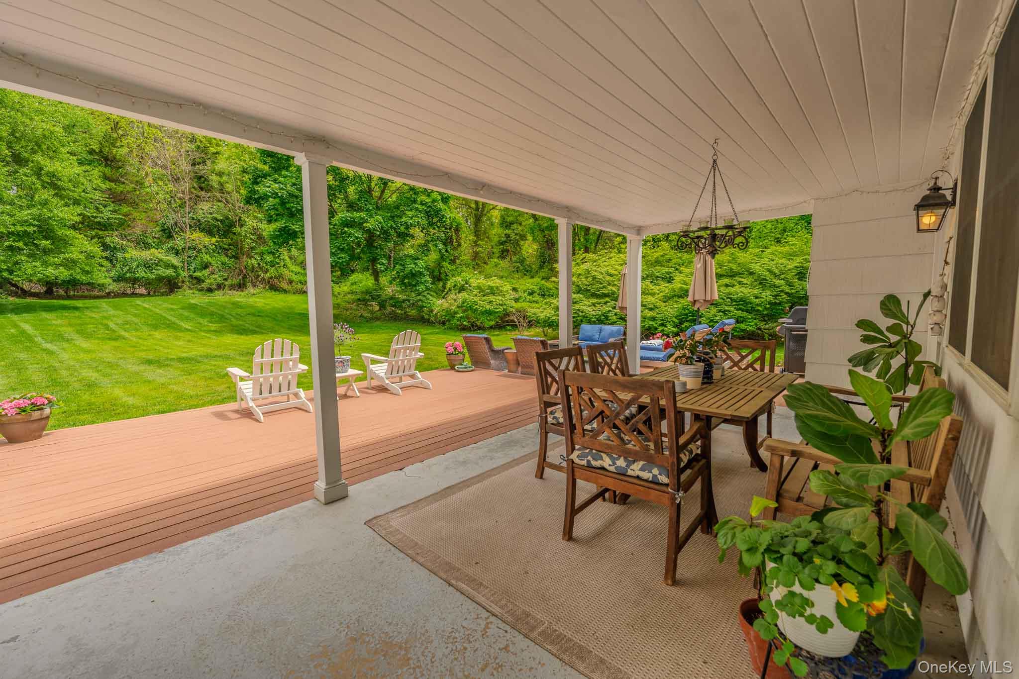 169 Turkey Lane Cold Spring Harbor, NY 11724 - Photo 25 of 32