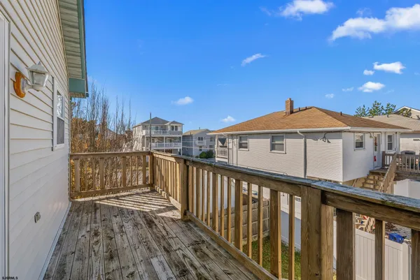 a view of a backyard with plants