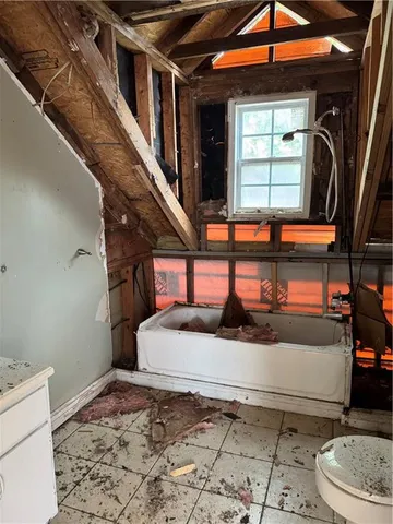 $199,000 | 136-38 Cherokee Street, New Orleans, LA 70118