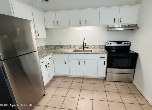 $1,895 | 39 Cedar Avenue, Unit 39, Cocoa Beach, FL 32931