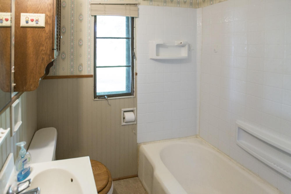 2908 East Riverside Road Buchanan, MI 49107 - Photo 19 of 29 019-AR