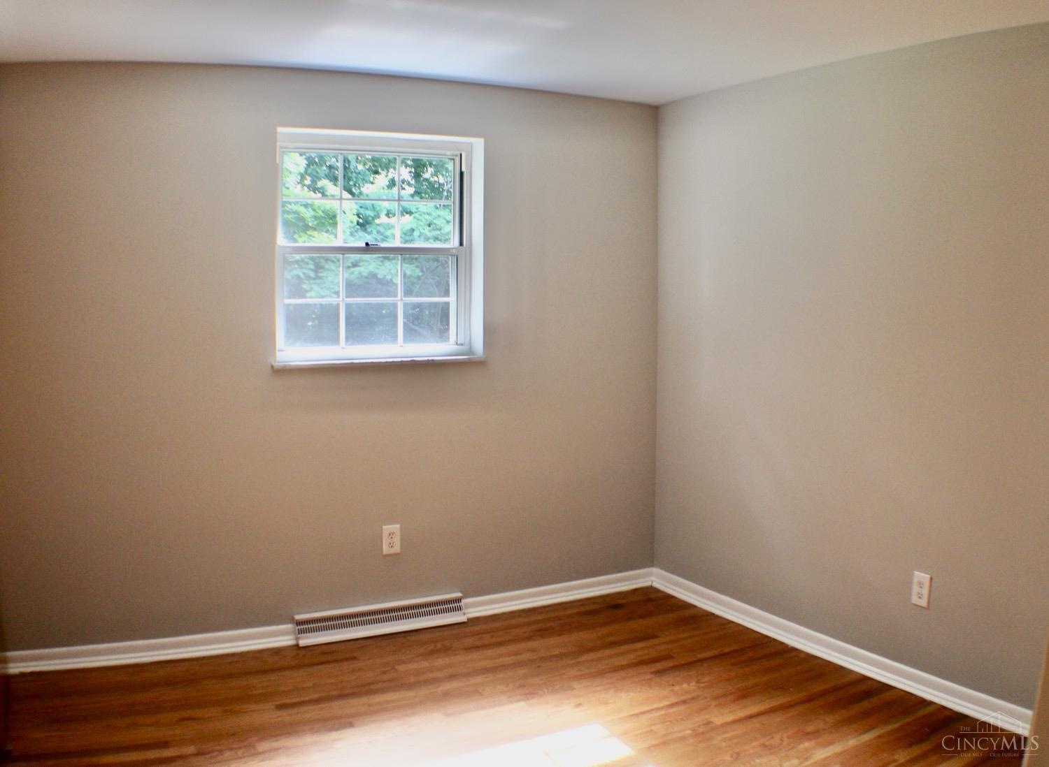 4656 Aston Road Cincinnati, OH 45244 - Photo 12 of 19