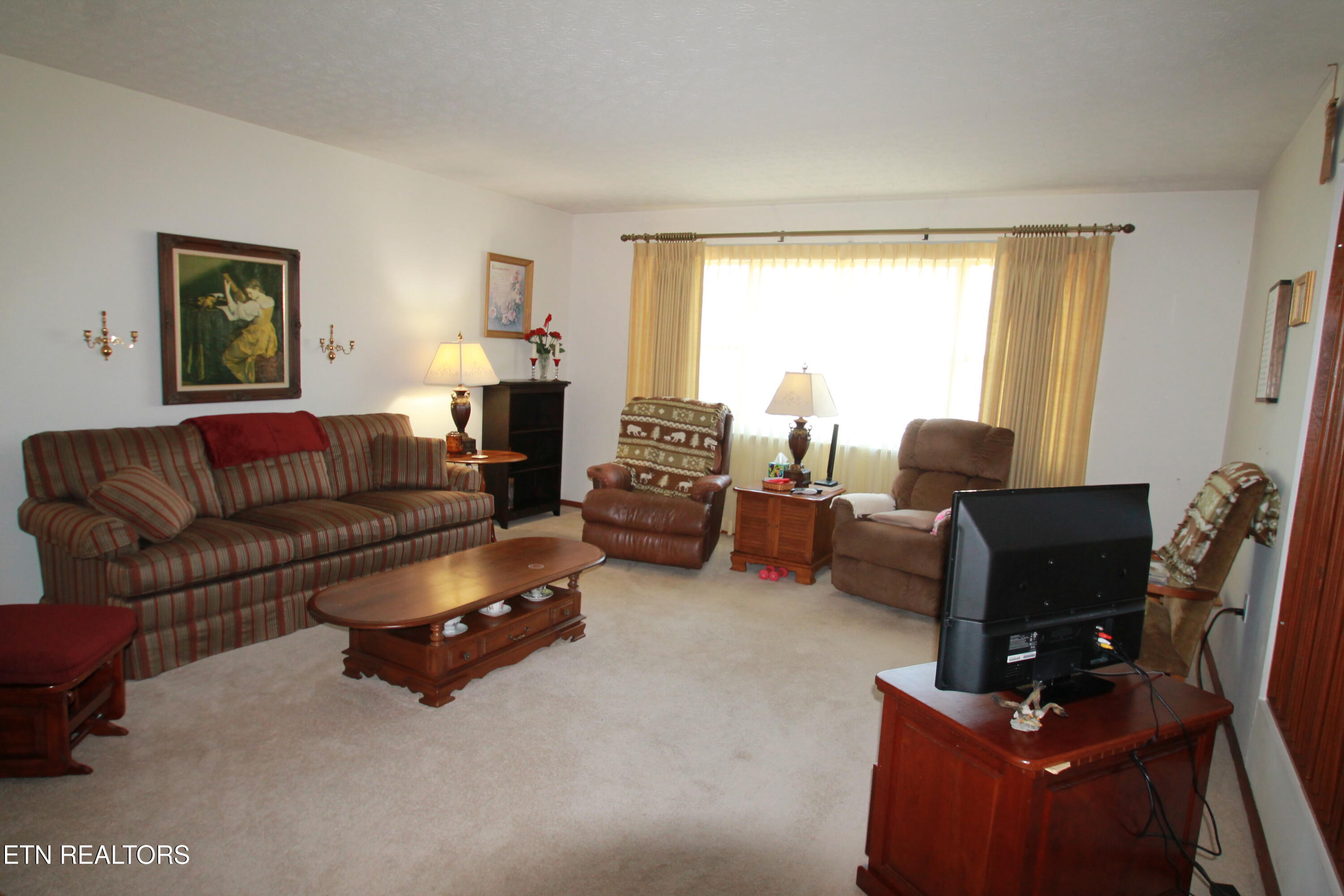 400 Alderville Road Winfield, TN 37892 - Photo 10 of 40 IMG_0147 - Copy